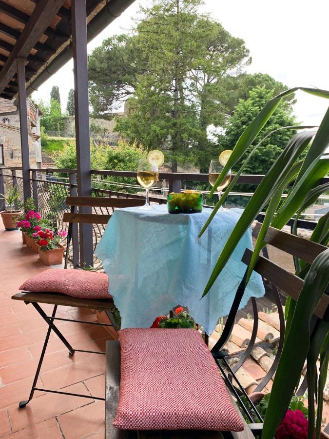 Apartamento Il Borgo Antico San Gimignano Exterior foto