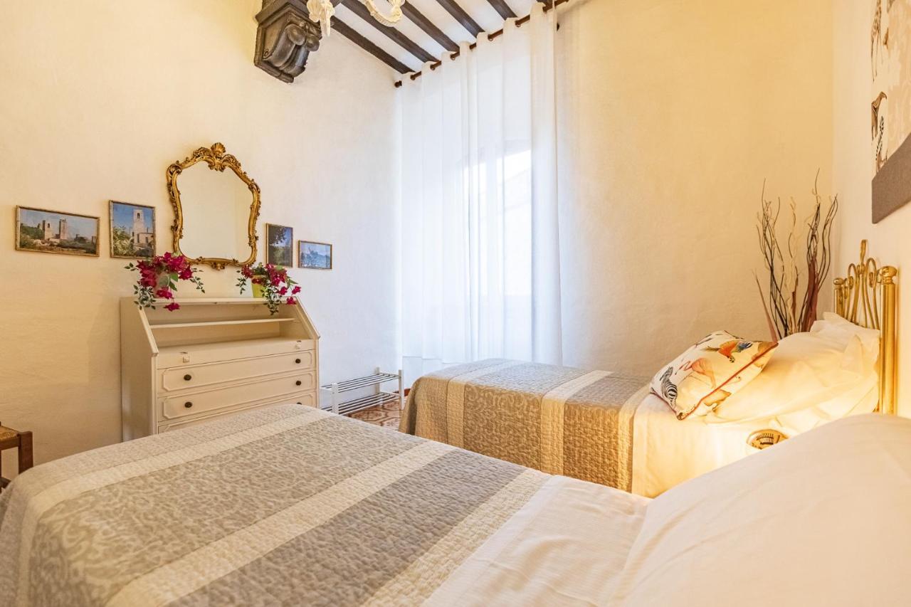 Apartamento Il Borgo Antico San Gimignano Exterior foto
